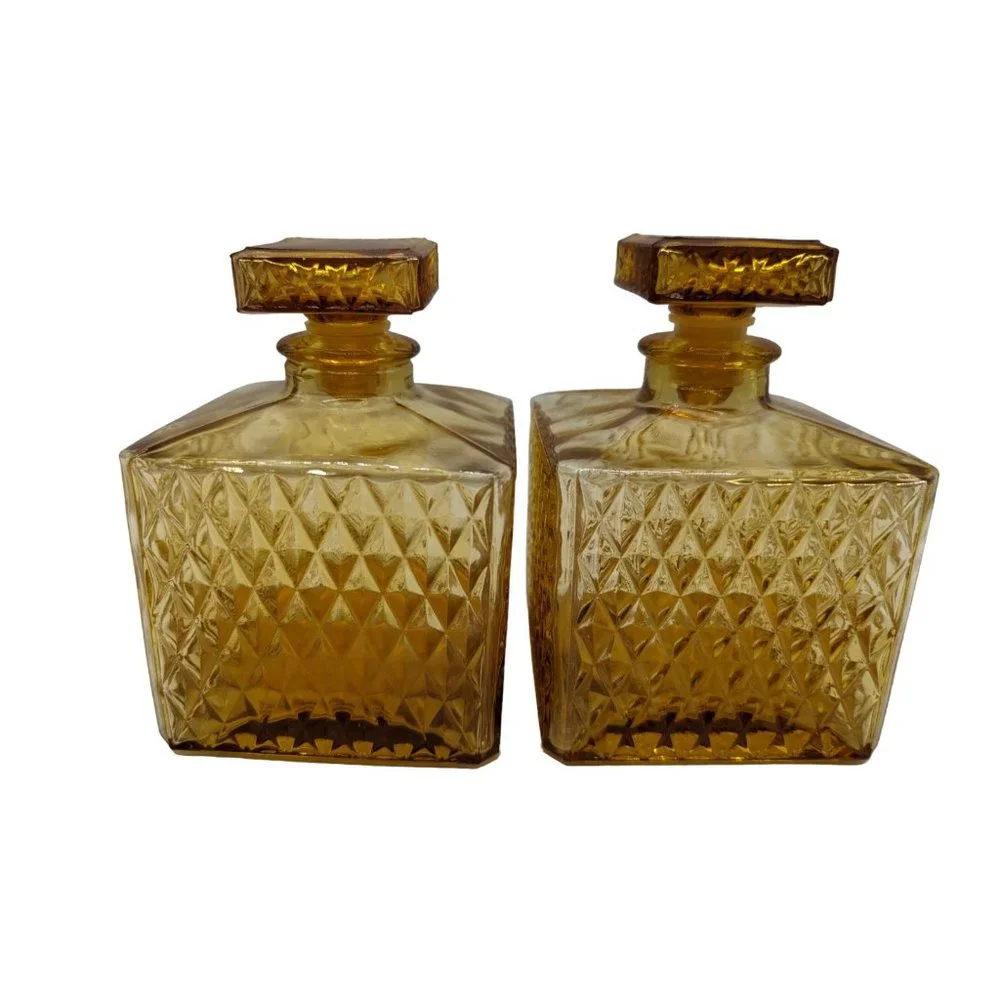 Unbranded vintage set